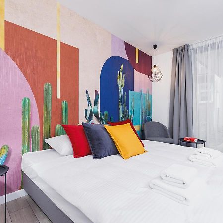 Wow! Aparthotel By Krakowmyplace מראה חיצוני תמונה