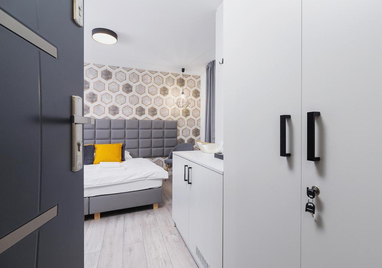 Wow! Aparthotel By Krakowmyplace מראה חיצוני תמונה
