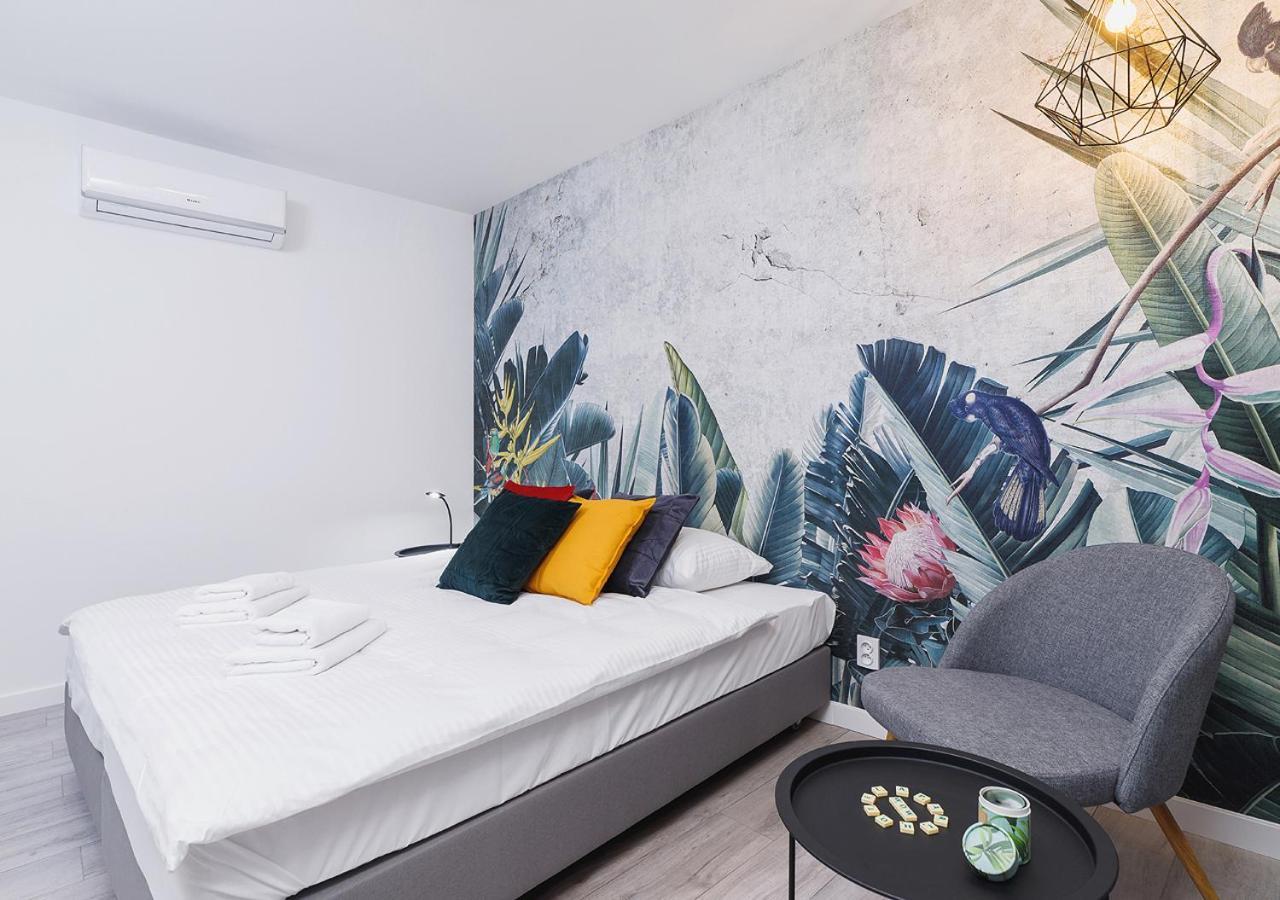 Wow! Aparthotel By Krakowmyplace מראה חיצוני תמונה