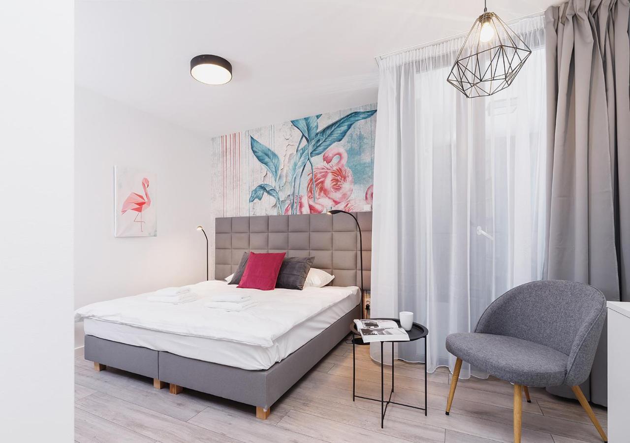 Wow! Aparthotel By Krakowmyplace מראה חיצוני תמונה