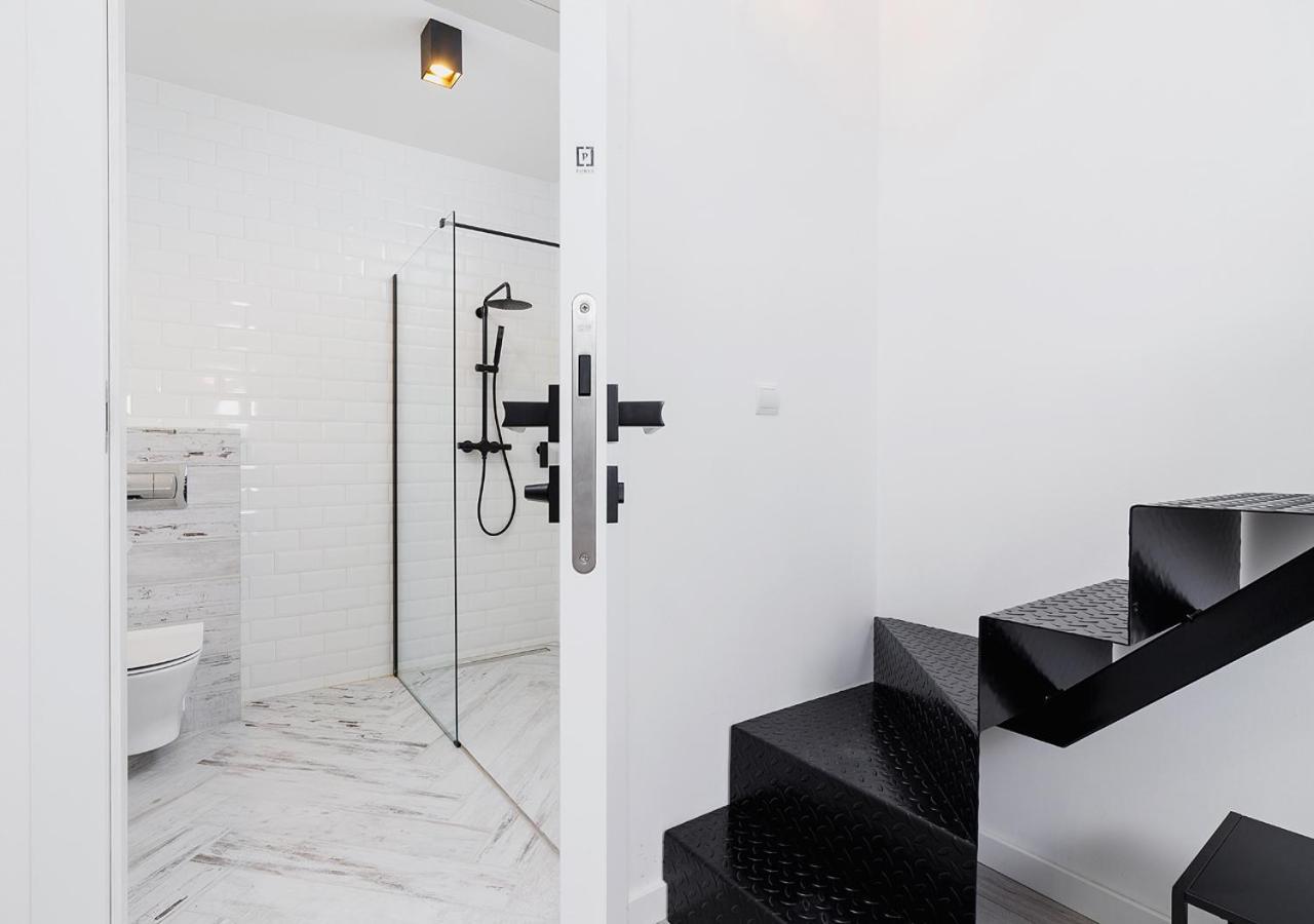 Wow! Aparthotel By Krakowmyplace מראה חיצוני תמונה