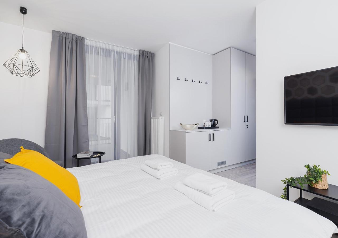 Wow! Aparthotel By Krakowmyplace מראה חיצוני תמונה