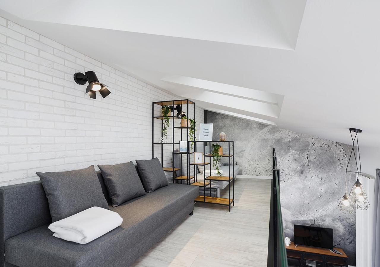 Wow! Aparthotel By Krakowmyplace מראה חיצוני תמונה