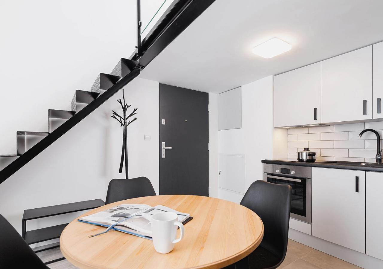 Wow! Aparthotel By Krakowmyplace מראה חיצוני תמונה