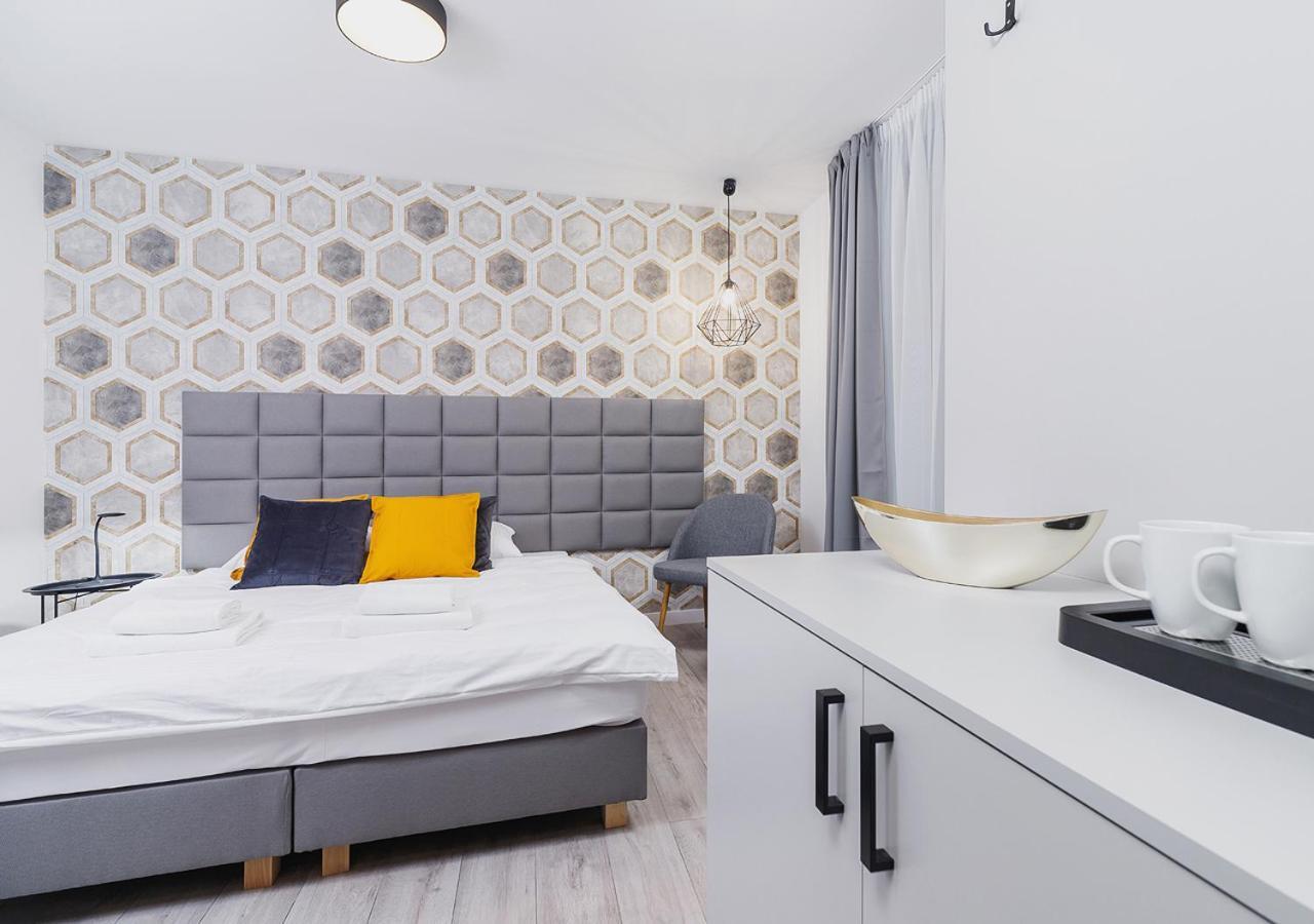 Wow! Aparthotel By Krakowmyplace מראה חיצוני תמונה