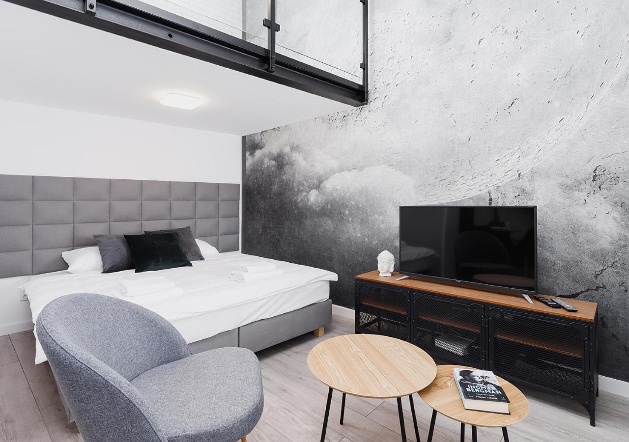 Wow! Aparthotel By Krakowmyplace מראה חיצוני תמונה