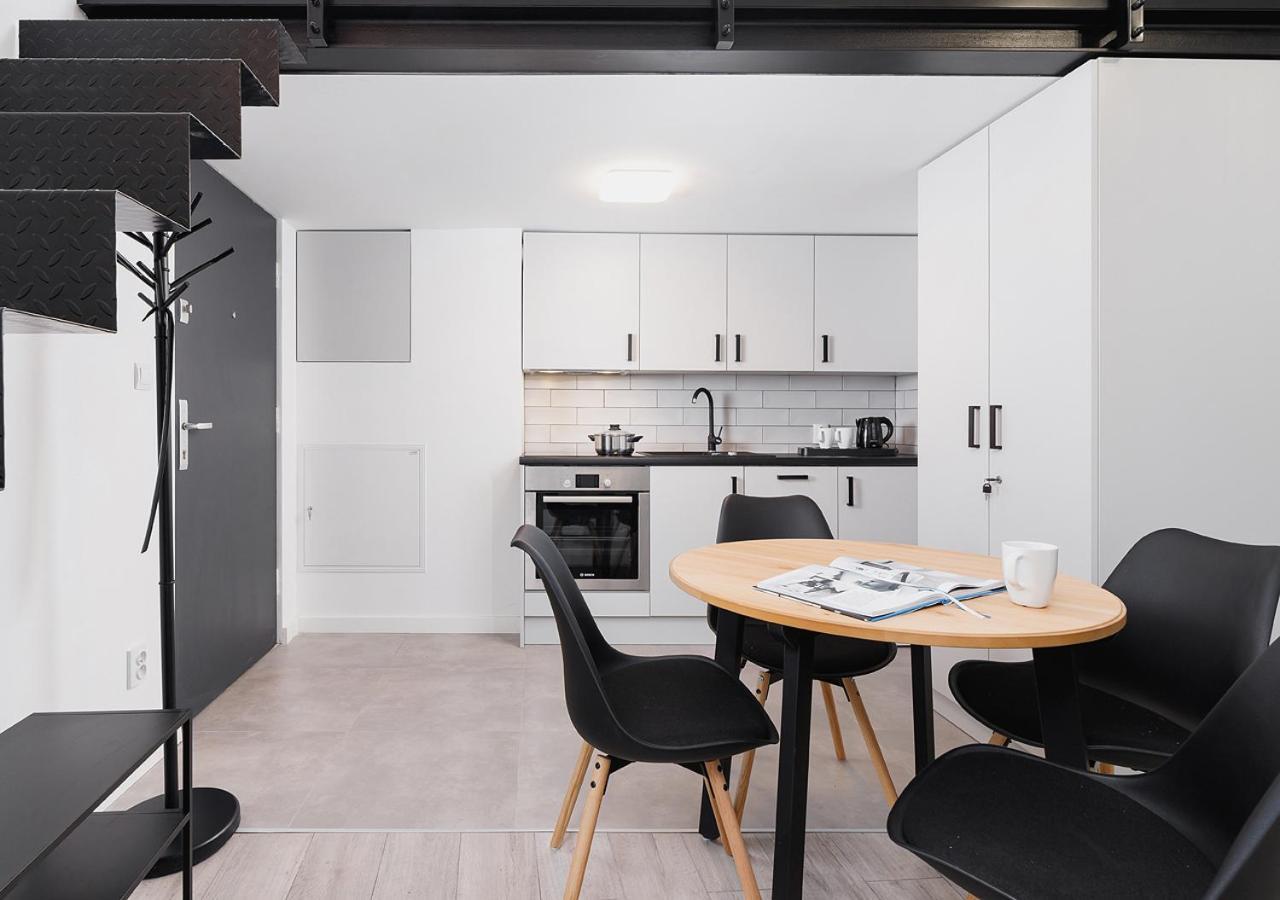 Wow! Aparthotel By Krakowmyplace מראה חיצוני תמונה